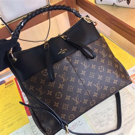 300 dollar louis vuitton bag|cheapest Louis Vuitton bags.